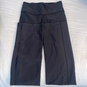 Nike Dri-Fit Leggings w/ waistband pocket